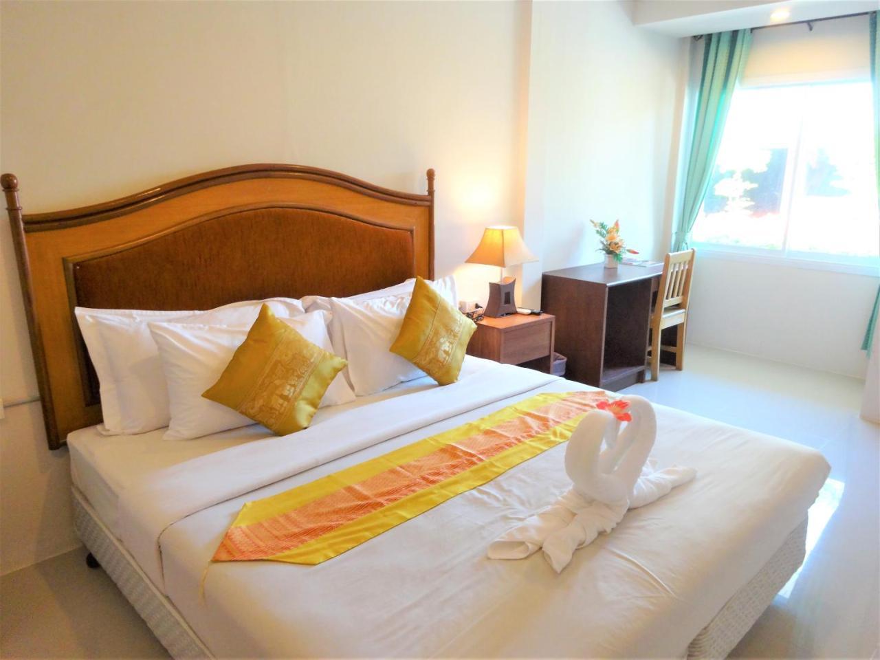 Bangrak Pier Samui Resort Exterior foto